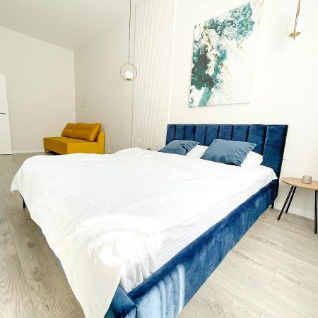 Апартаменти На Менцинського 6 Leópolis Exterior foto
