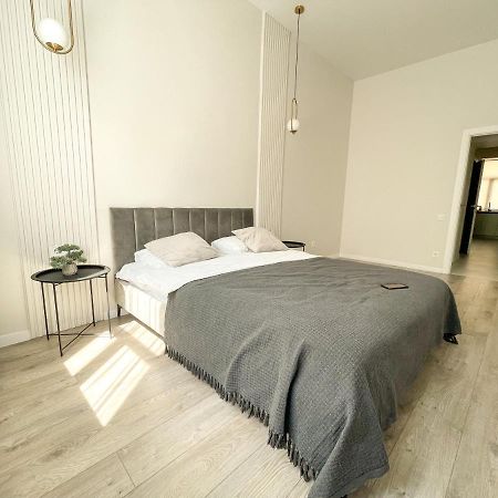 Апартаменти На Менцинського 6 Leópolis Exterior foto